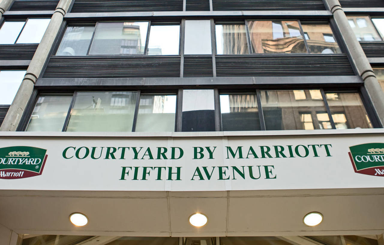 Courtyard By Marriott New York Manhattan/ Fifth Avenue Buitenkant foto